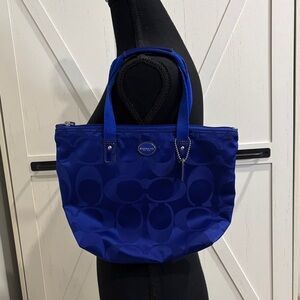 Coach🔹Royal Blue Hand/ tote Bag